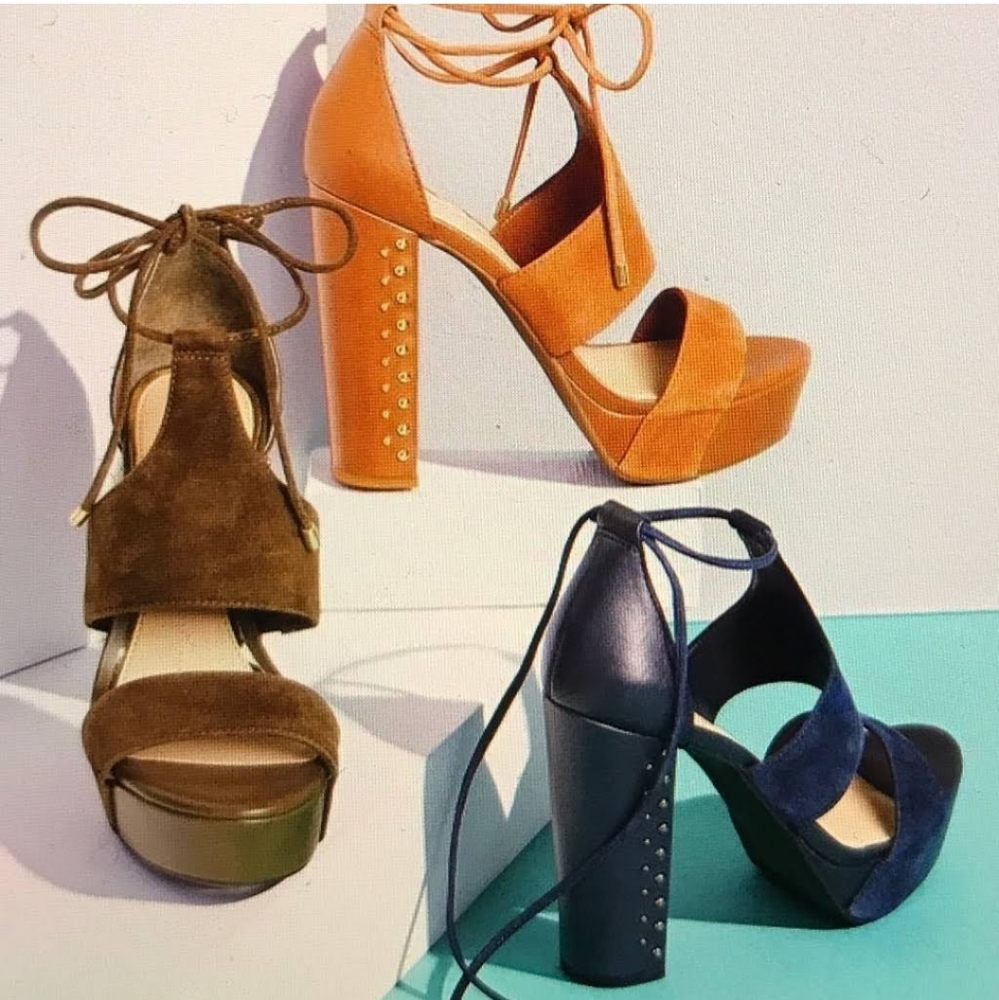 Gianni Bini Platform Sandals